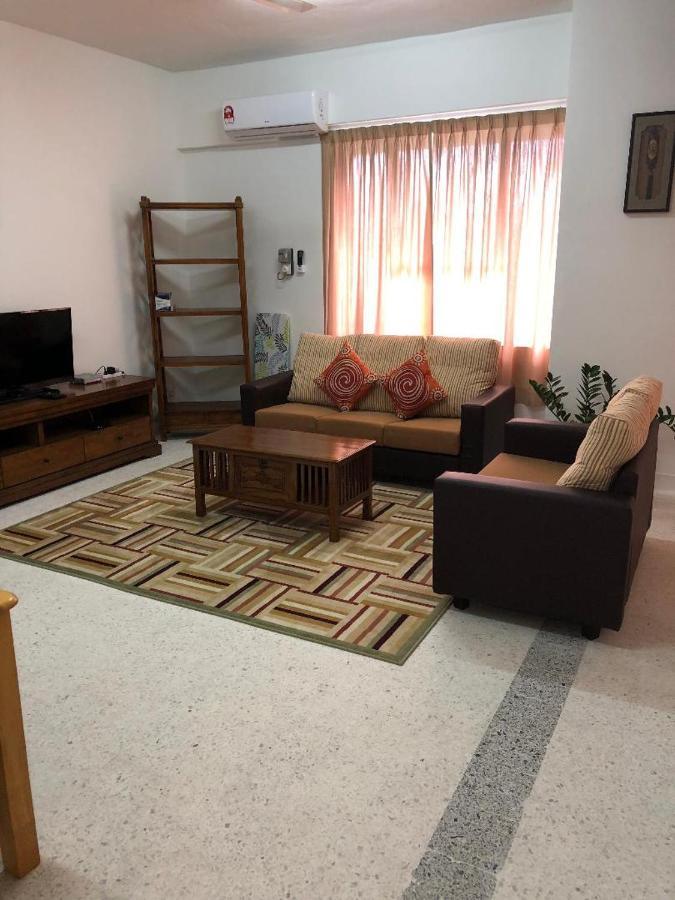 Kerteh Apartment Esterno foto