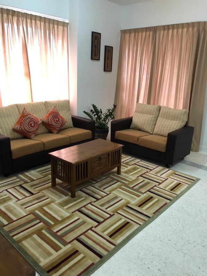 Kerteh Apartment Esterno foto