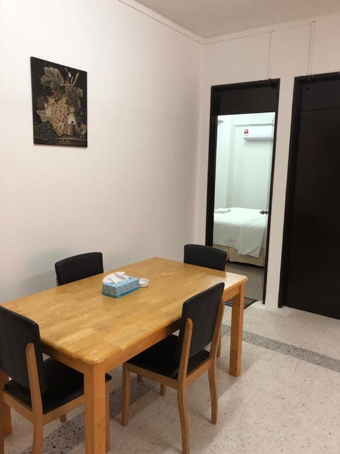 Kerteh Apartment Esterno foto